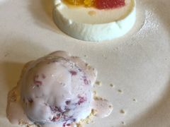 -Carbon莫卡哆·意大利复古集市餐厅(杭州大厦店)