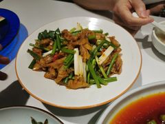 -巷子里小酒馆(繁荣路店)
