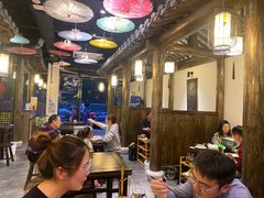 大堂-聚汇三少·龙虾·中餐厅(莫邪路新天地店)