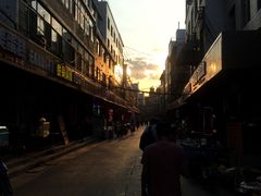 -许西美食一条街