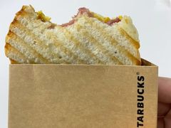 火腿芝士爆浆蛋三明治-星巴克臻选(广州沙面店)