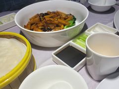 -鸭王烤鸭店(三里河店)