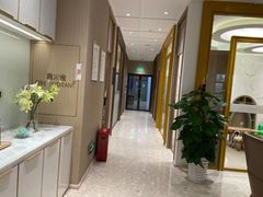-柏乐口腔医院·舒适化无痛种植牙中心(东盟商务区院)