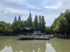 -汇龙潭