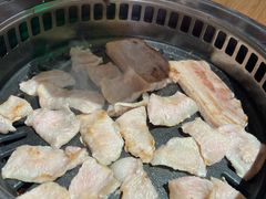 -香猪坊韩国烤肉专属门店(魏公村店)