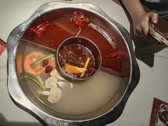 -盛源川香鱼火锅(西小区总店)