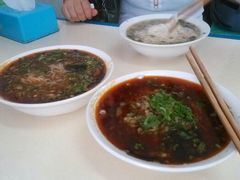 -杨家米粉(千禧公寓店)