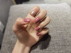-悦指间美甲美睫