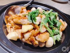 葡国煎焗鸡-翅爷家煲仔翅