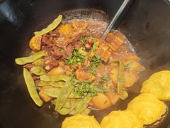 -高家小院铁锅炖大鹅(哈西高铁站店)