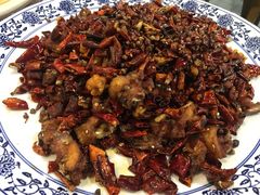 -黄桷树曹家私房菜(江与城店)