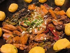 -万里闯关东铁锅炖菜馆(高新旗舰店)