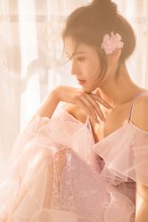 -onlygirl摄影美学馆高端定制(江滩店)