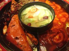 -重庆巴九门老火锅(阳朔店)