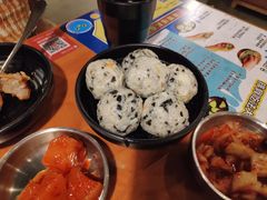 金枪鱼饭团-肥肥虾庄·金牌油焖大虾(杨园滨江时代walk店)