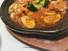 -梅利汴京烤鸭•开封豫菜地标店(东大街店)
