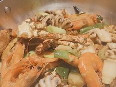 -七欣天香辣蟹火锅(闵行浦江欢乐颂店)