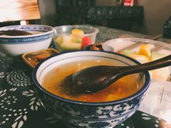 -蜗牛小馆醉乡民谣云南菜(惠新西里店)