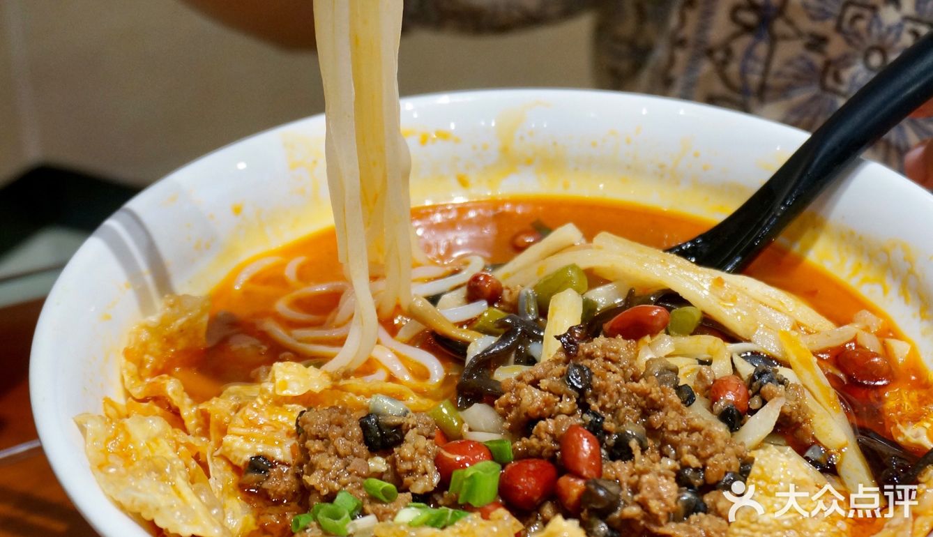 深圳探店｜城中村美食 胖明螺狮粉