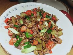 土家锅气爆鸡杂-吃饭皇帝大(合生汇店)