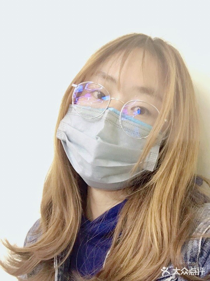 后面带翅膀的是一月份拍的