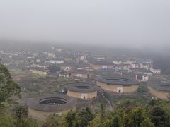 -初溪土楼群