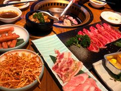 -炼火烤肉店