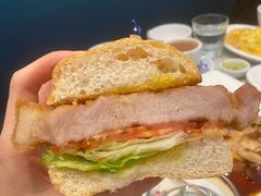 猪扒包-翠华(澳门银河店)