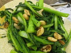 蒜茸菜心-贞姨美食·老字号海鲜大排档