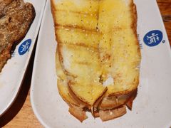 烤面包片-路边摊小炉子烧烤