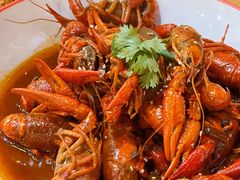 嗨吃小龙虾-小俩口烧烤东北菜(双井店)