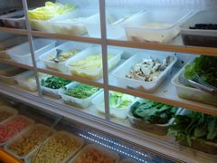 -黄记百味自助骨头王(红旗大街店)
