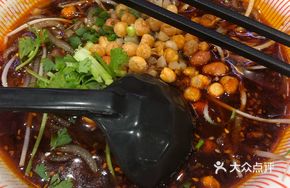 Breakfast Spicy and Sour Rice Noodles