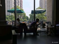 -星巴克(南翔五彩城店)