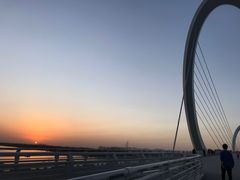 -南京眼步行桥