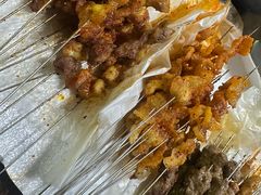 -卞二小串·鹤岗烧烤·坑烤(永定路店)