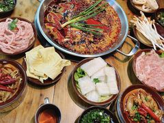 -老街·稳拈老火锅(海椒市店)