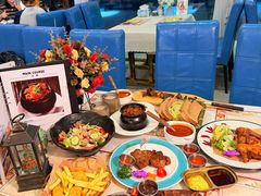 -城堡俄式西餐厅(中央大街索道店)