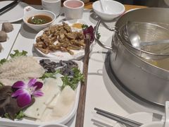 -焯牛潮汕牛肉火锅(云峰街创始店)