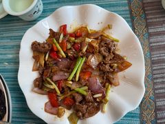 -自游人·美食一楼