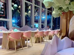 -水桶王国主题餐厅·聚会·生日派对·亲子活动·家庭套餐(亚龙湾希尔顿店)