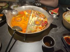 -湊湊火锅·茶憩(杭州湖滨银泰in77店)
