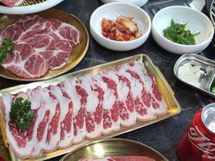 -彭妈家•韩国烤肉料理(张杨路店)