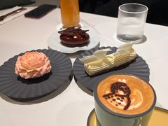 -潮一不贰·法式甜品·生日蛋糕·西式简餐(外滩店)