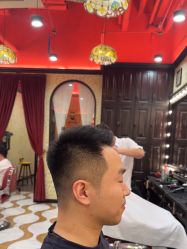 -东方先生国潮男士理发馆