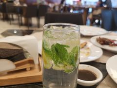 -东方红海鲜百汇(国际大厦店)