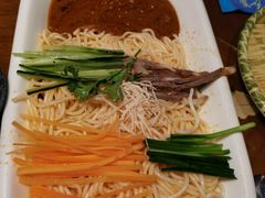 老昆明牛肉米线-雀舞云南菜(天津天河城购物中心店)