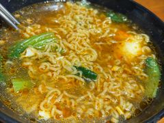 -京狮炙燥·精酿烧烤(首经贸店)