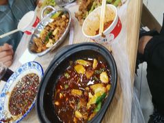 -江城燕子大排档(江汉路步行街店)