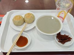 -聚德华天护国寺小吃(甜水园店)